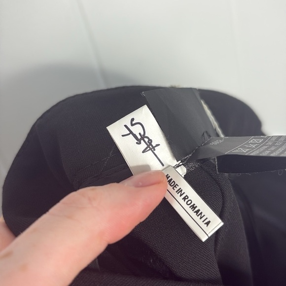 NWT Salvatore Ferragamo Women’s Black Trousers Size US 4 Career Uniform Staff - Picture 10 of 11